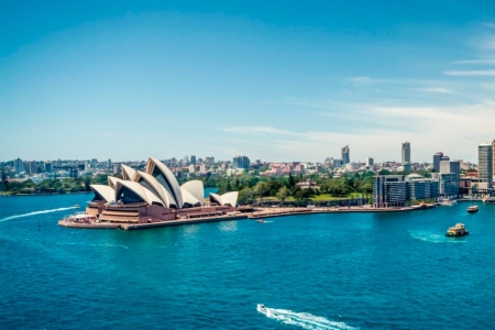 Australia y Nueva Zelanda cierran fronteras al turismo